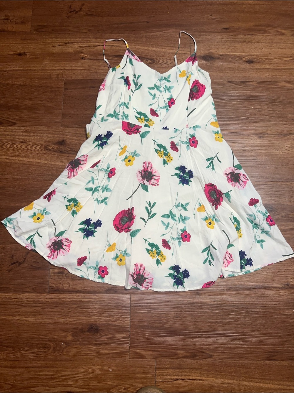 Floral White Spaghetti-Strap Dress